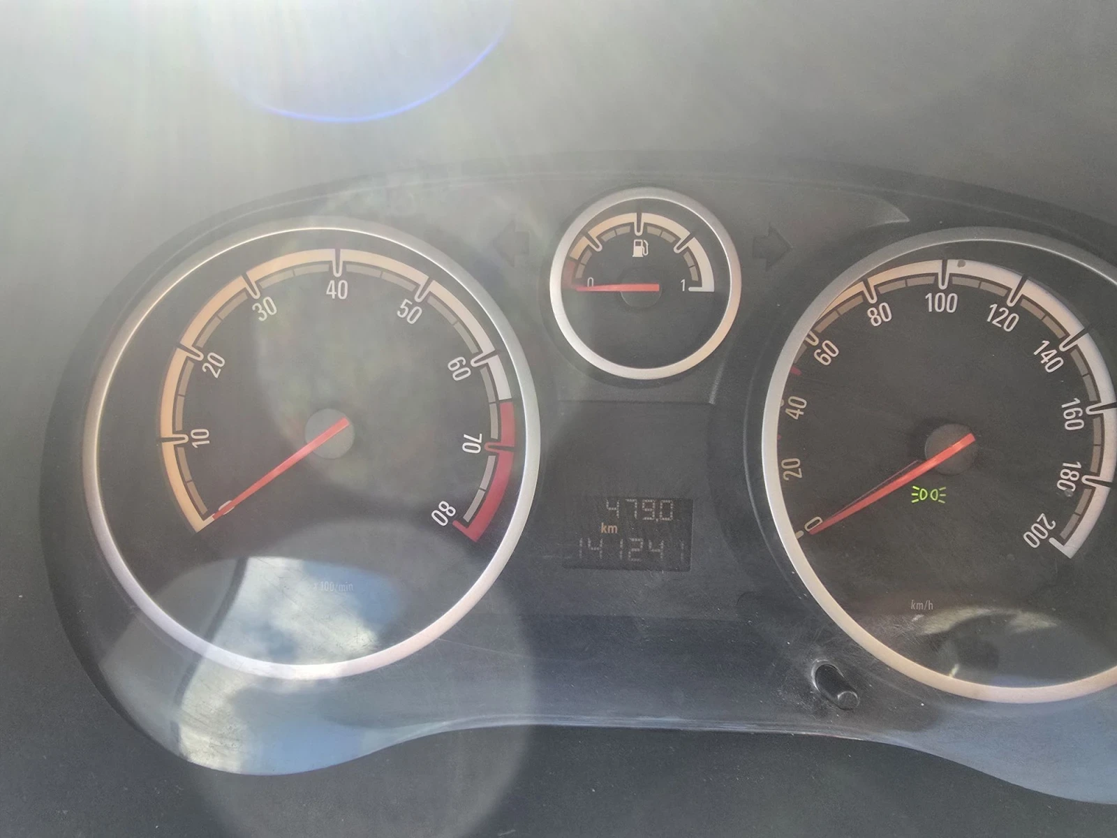 Opel Corsa 1.2i, снимка 14 - Автомобили и джипове - 56655396