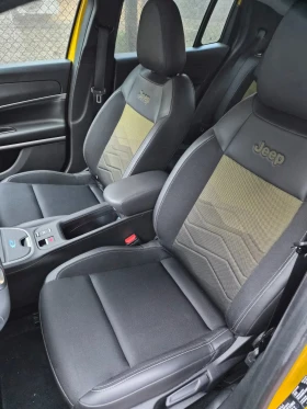Jeep Avenger SUMМIT 360 камера, снимка 13