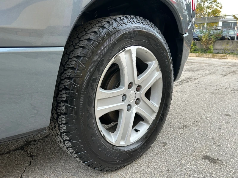Suzuki Grand vitara 2.0i 140k.c. 4x4 НАВИ, снимка 8 - Автомобили и джипове - 52367268