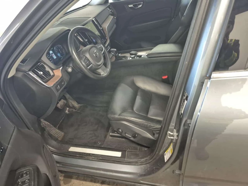 Volvo XC60 * MOMENTUM * CARFAX * Без инциденти * , снимка 10 - Автомобили и джипове - 53592999