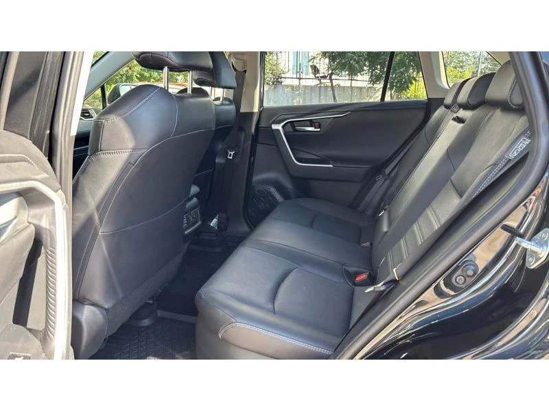 Toyota Rav4 2.5HSD LUXURY AWD, снимка 11 - Автомобили и джипове - 55470704