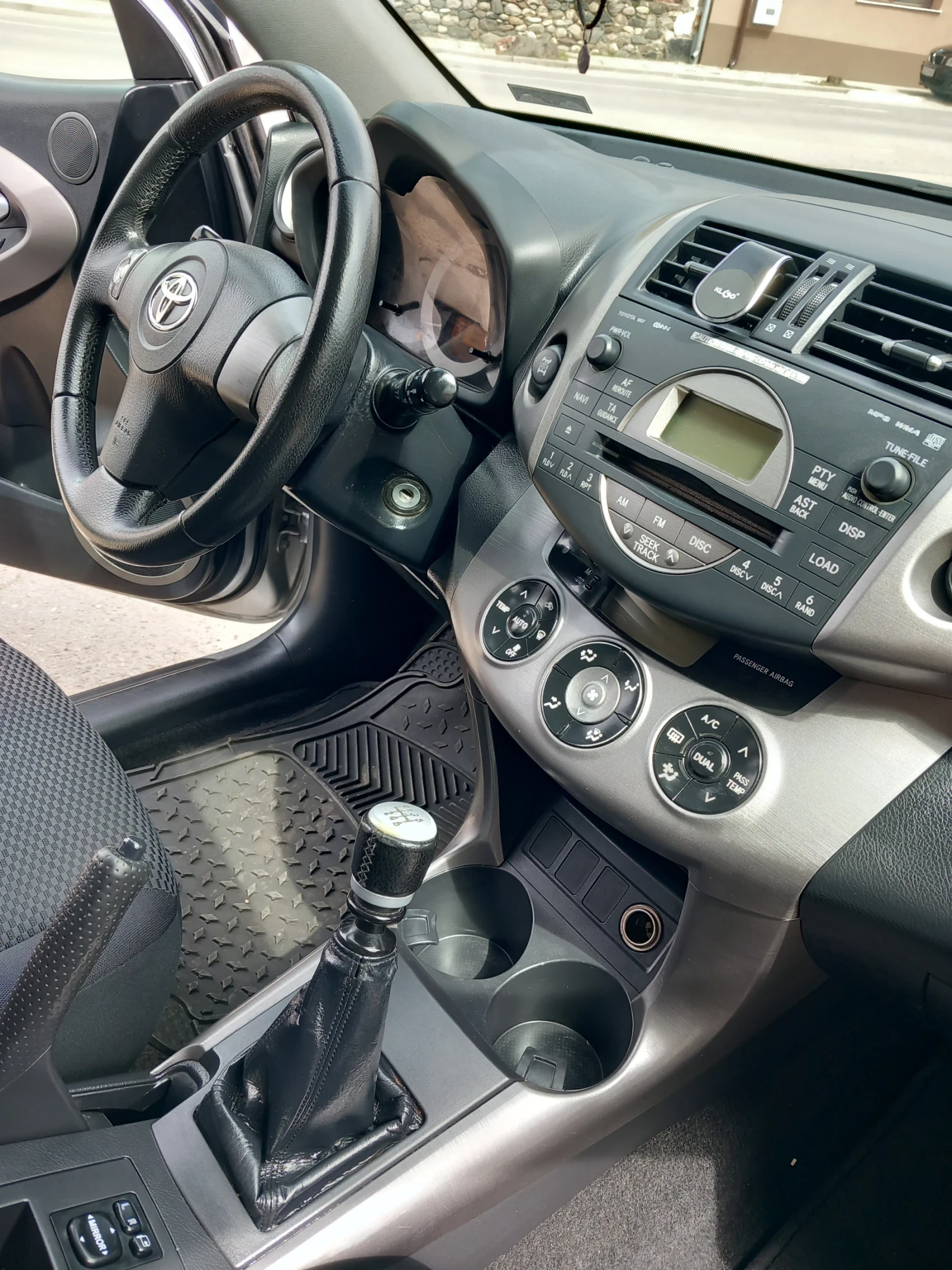 Toyota Rav4  - изображение 6