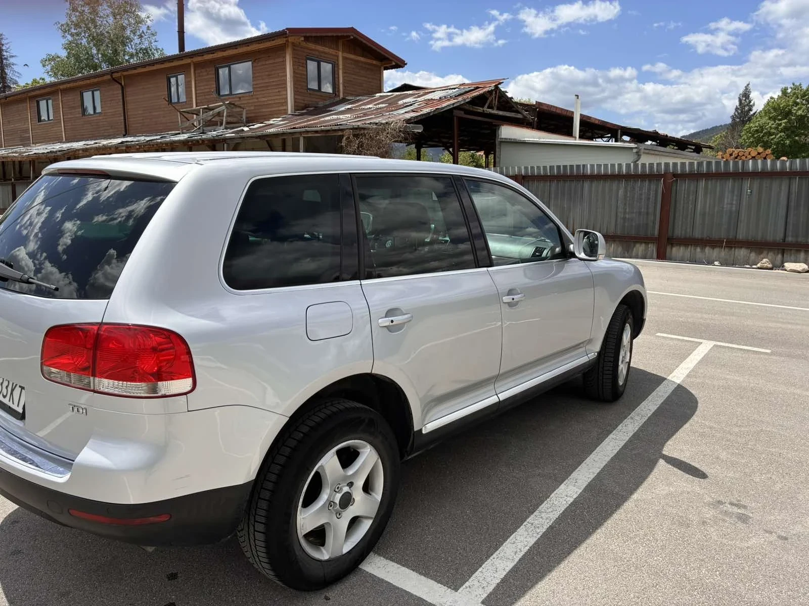 VW Touareg, снимка 2 - Автомобили и джипове - 54575932