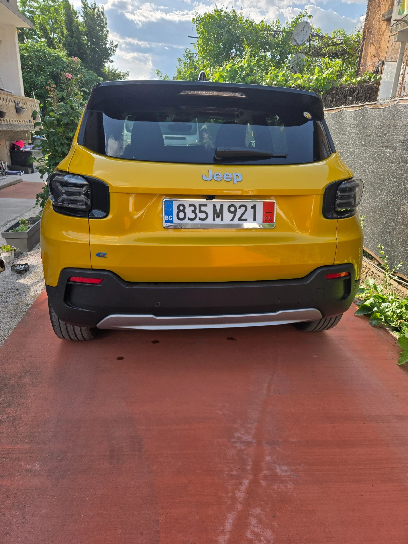 Jeep Avenger SUMМIT 360 камера, снимка 5 - Автомобили и джипове - 54719837