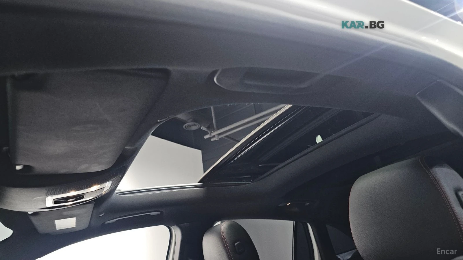 Mercedes-Benz GLA 45 AMG * 4MATIC+ * КОЖА* ПОДГРЕВ* ПАНОРАМА* HEAD-UP* , снимка 17 - Автомобили и джипове - 54732722