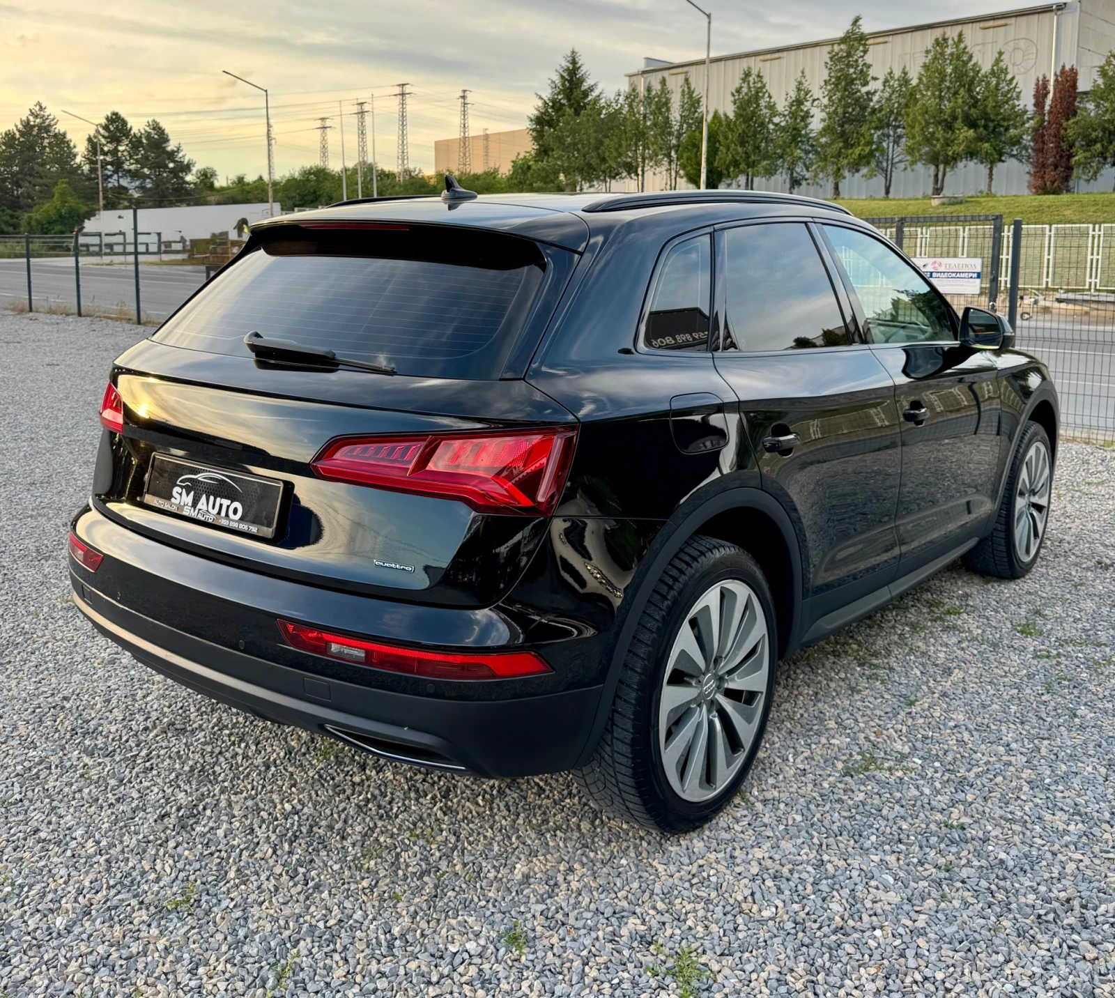 Audi Q5 2.0 190 Quattro , снимка 3 - Автомобили и джипове - 54948139