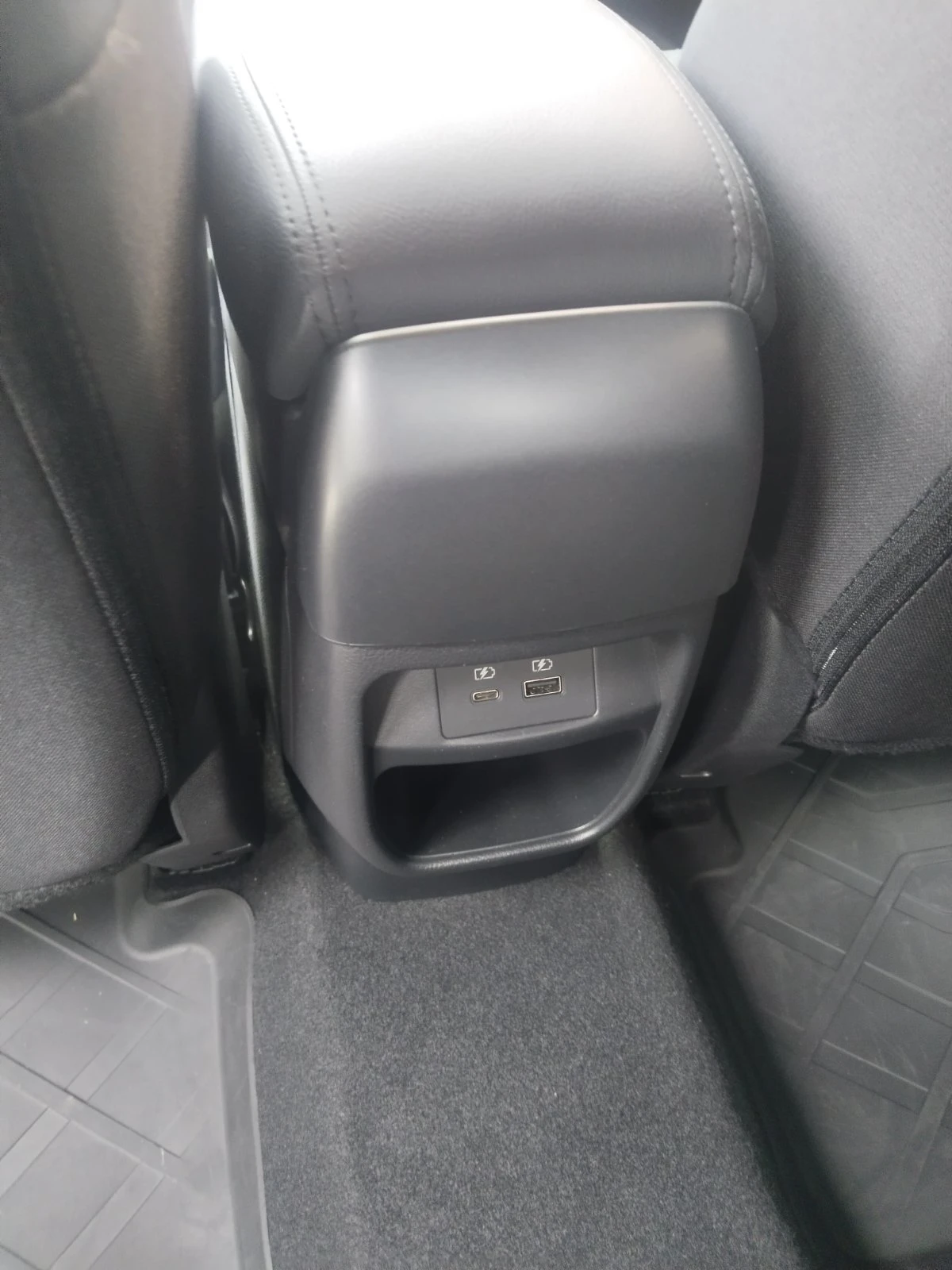 Nissan Juke 1, 0 N-Connecta, снимка 10 - Автомобили и джипове - 55055604