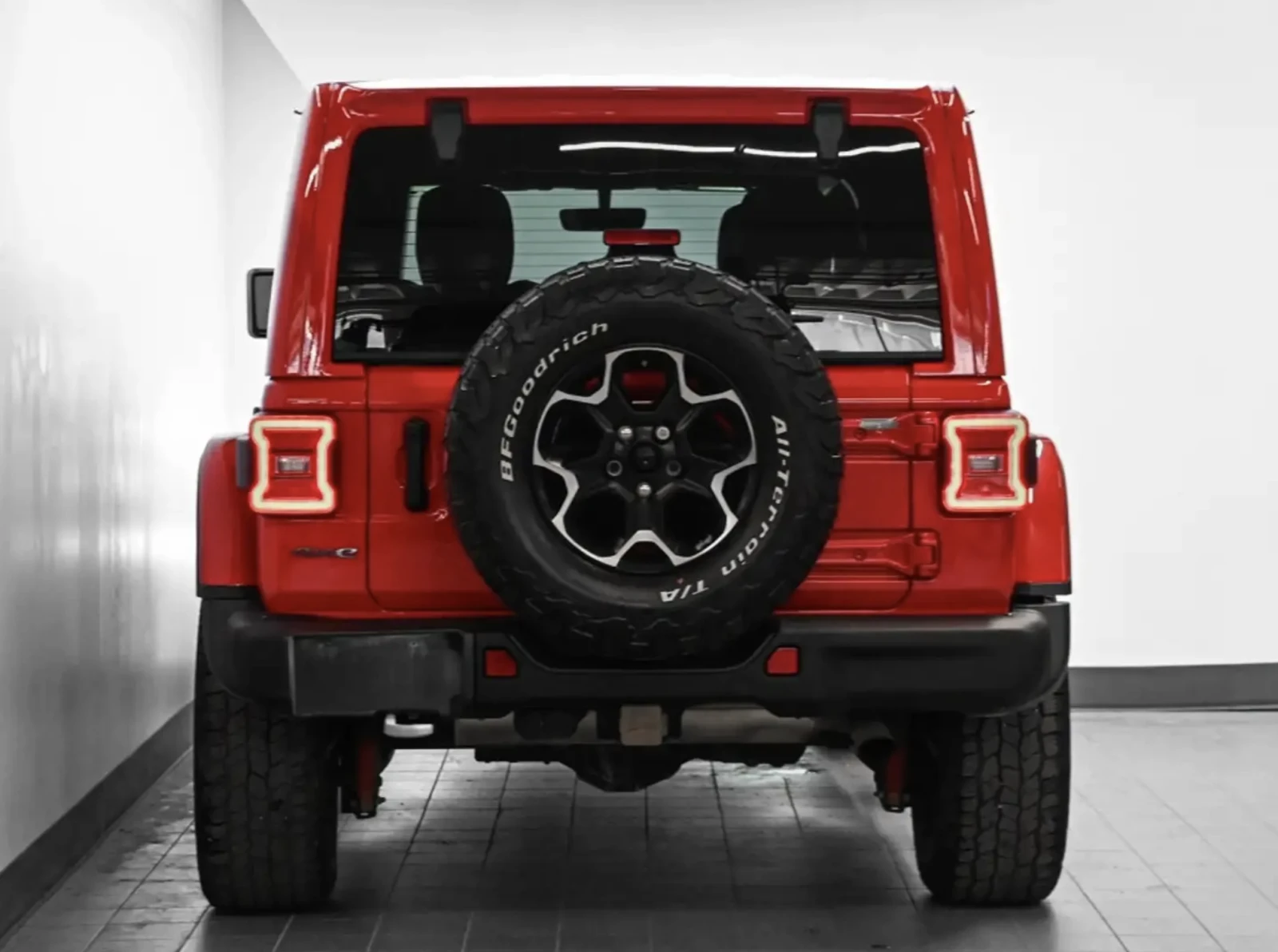 Jeep Wrangler 2022 Jeep Wrangler Unlimited Unlimited Rubicon, снимка 4 - Автомобили и джипове - 55128506