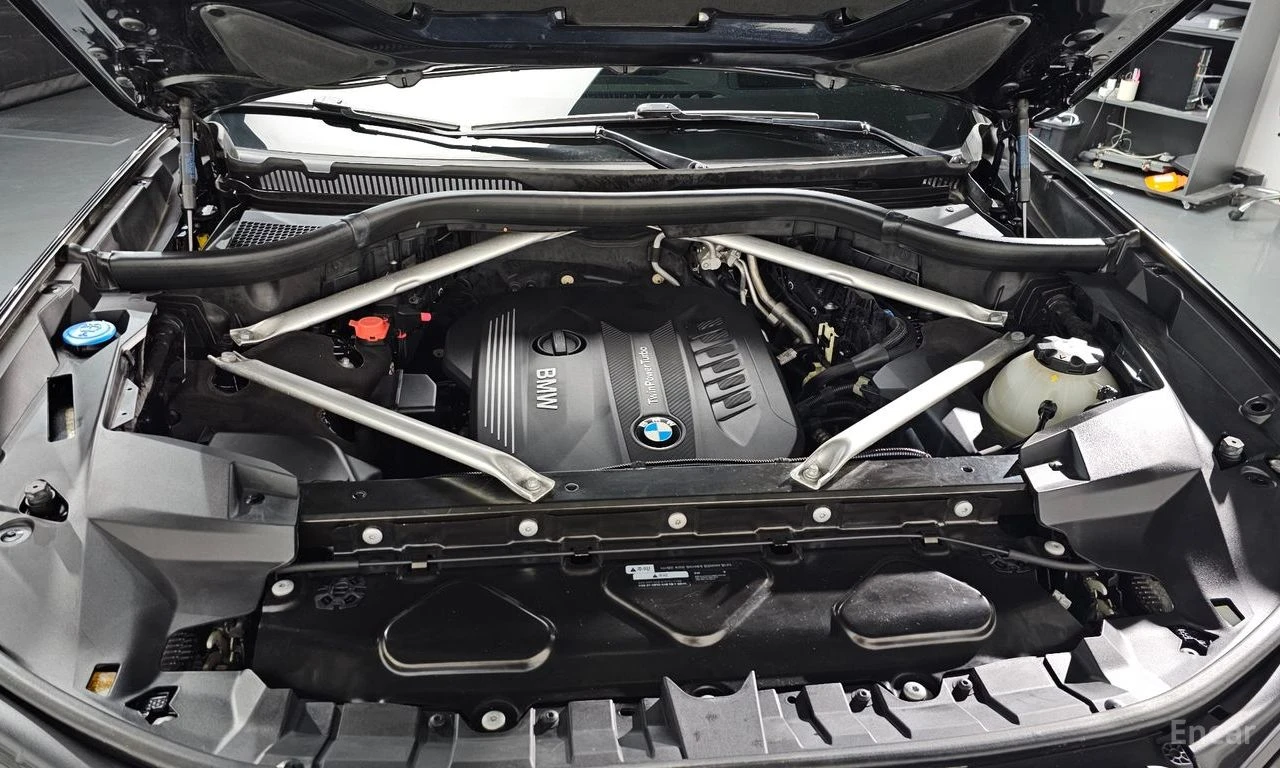 BMW X7 ЛАЗЕРИ * ОБДУХВАНЕ * ДИСТРОНИК * , снимка 7 - Автомобили и джипове - 55398562