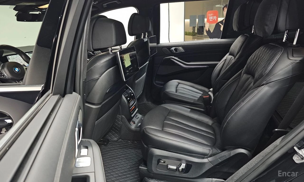 BMW X7 ЛАЗЕРИ * ОБДУХВАНЕ * ДИСТРОНИК * , снимка 13 - Автомобили и джипове - 55398562