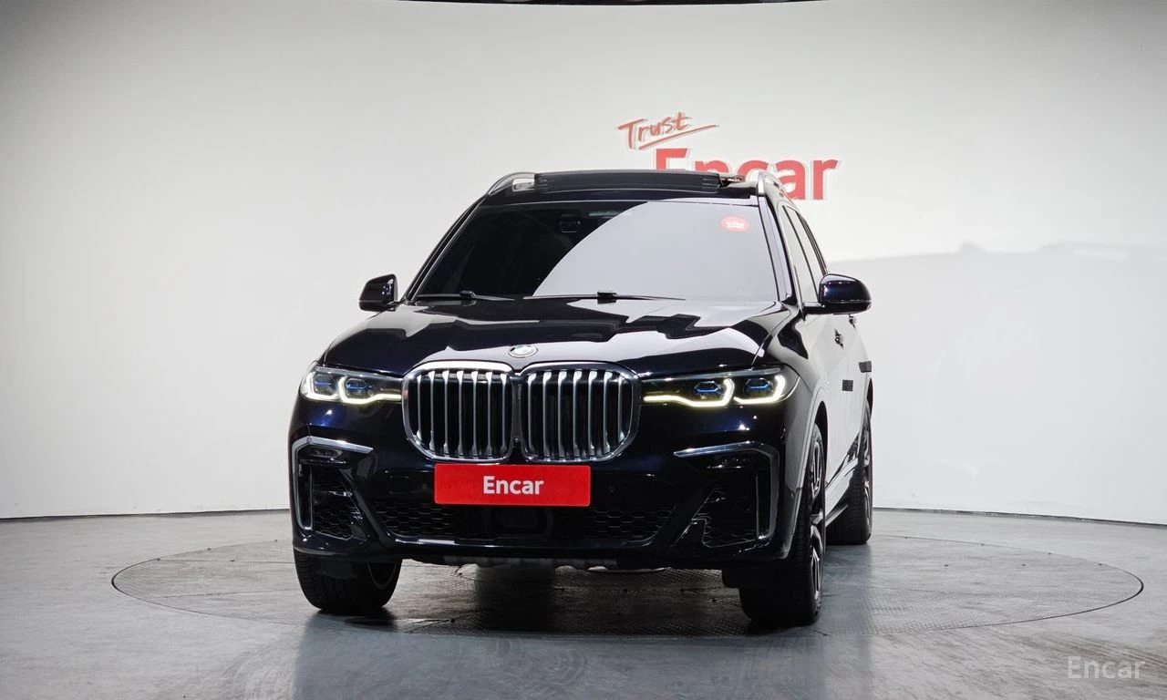 BMW X7 ЛАЗЕРИ * ОБДУХВАНЕ * ДИСТРОНИК * , снимка 4 - Автомобили и джипове - 55398562