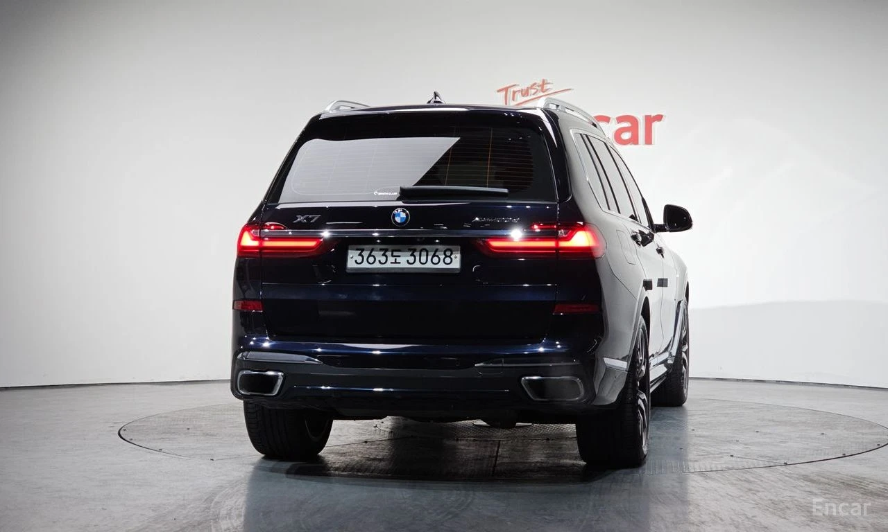 BMW X7 ЛАЗЕРИ * ОБДУХВАНЕ * ДИСТРОНИК * , снимка 5 - Автомобили и джипове - 55398562