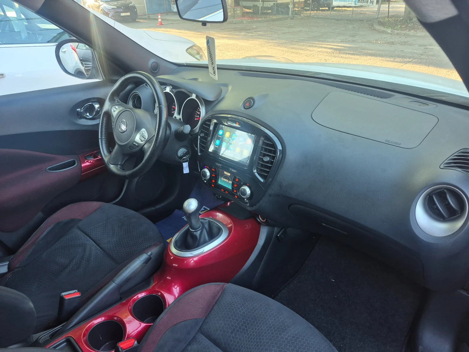 Nissan Juke 1.6 БЕНЗИН .160000 КМ, снимка 15 - Автомобили и джипове - 55499323