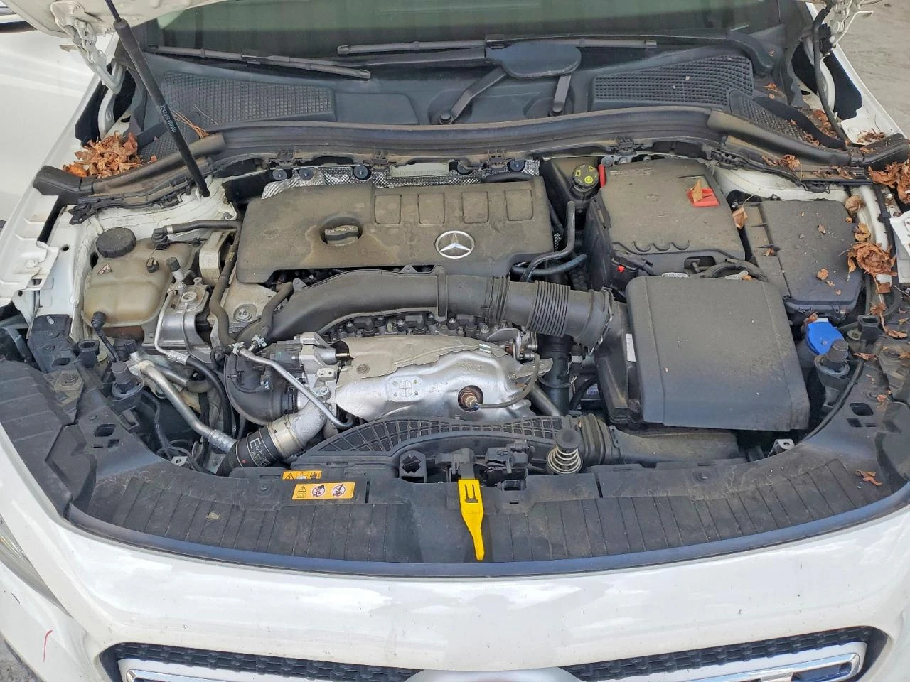 Mercedes-Benz GLA * CARFAX * ОПЦИЯ ЗА ФИНАНСИРАНЕ, снимка 12 - Автомобили и джипове - 55557649