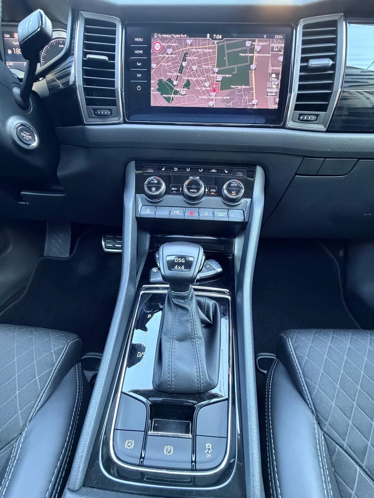 Skoda Kodiaq 2.0tsi-DSG-4x4, снимка 14 - Автомобили и джипове - 55993871