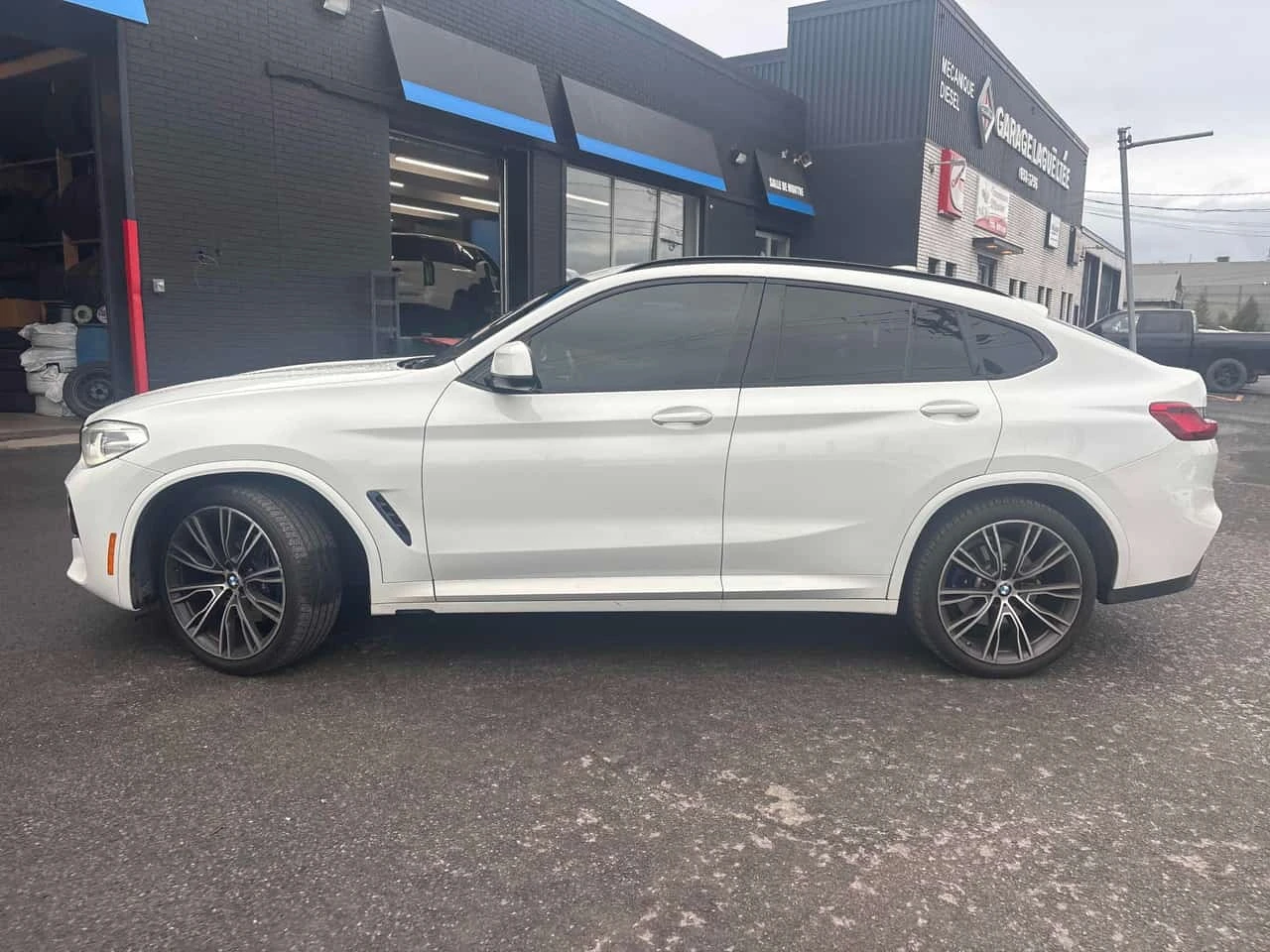 BMW X4 * xDrive30i * CARFAX * , снимка 2 - Автомобили и джипове - 56271481