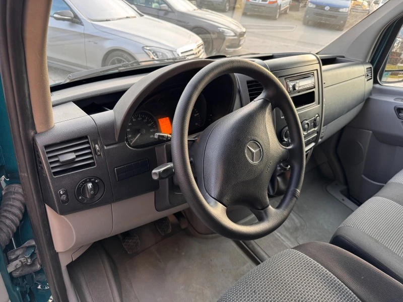 Mercedes-Benz Sprinter 316CDI Климатроник L1H1 , снимка 10 - Бусове и автобуси - 44215192