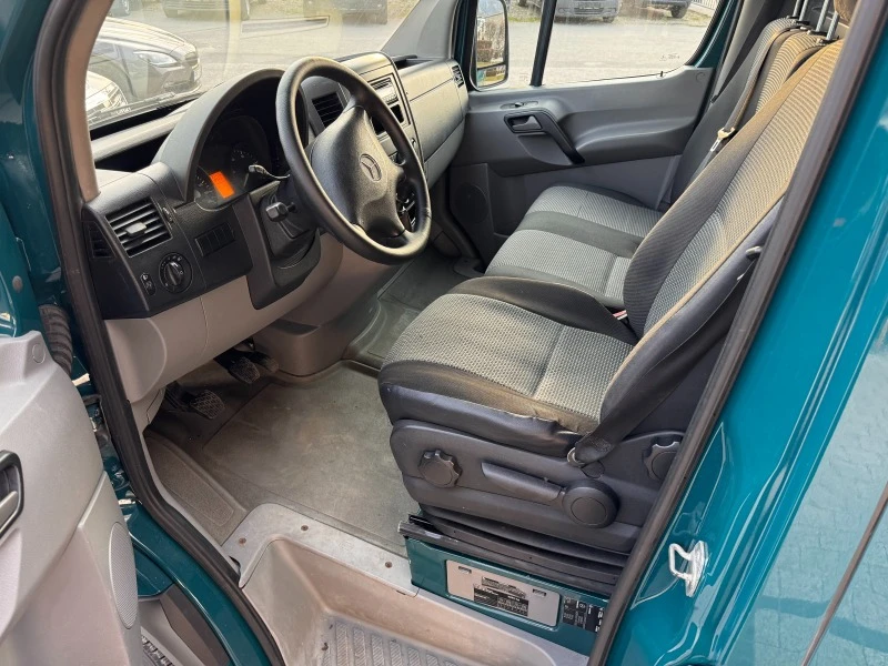 Mercedes-Benz Sprinter 316CDI Климатроник L1H1 , снимка 9 - Бусове и автобуси - 44215192