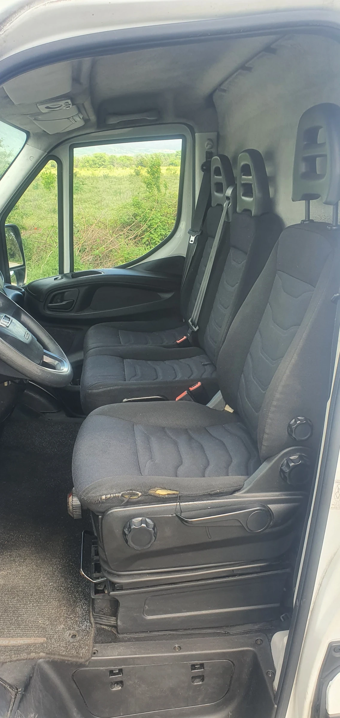 Iveco Daily * 35 S 14 * 2.3 * (Ръчка)*  - изображение 7