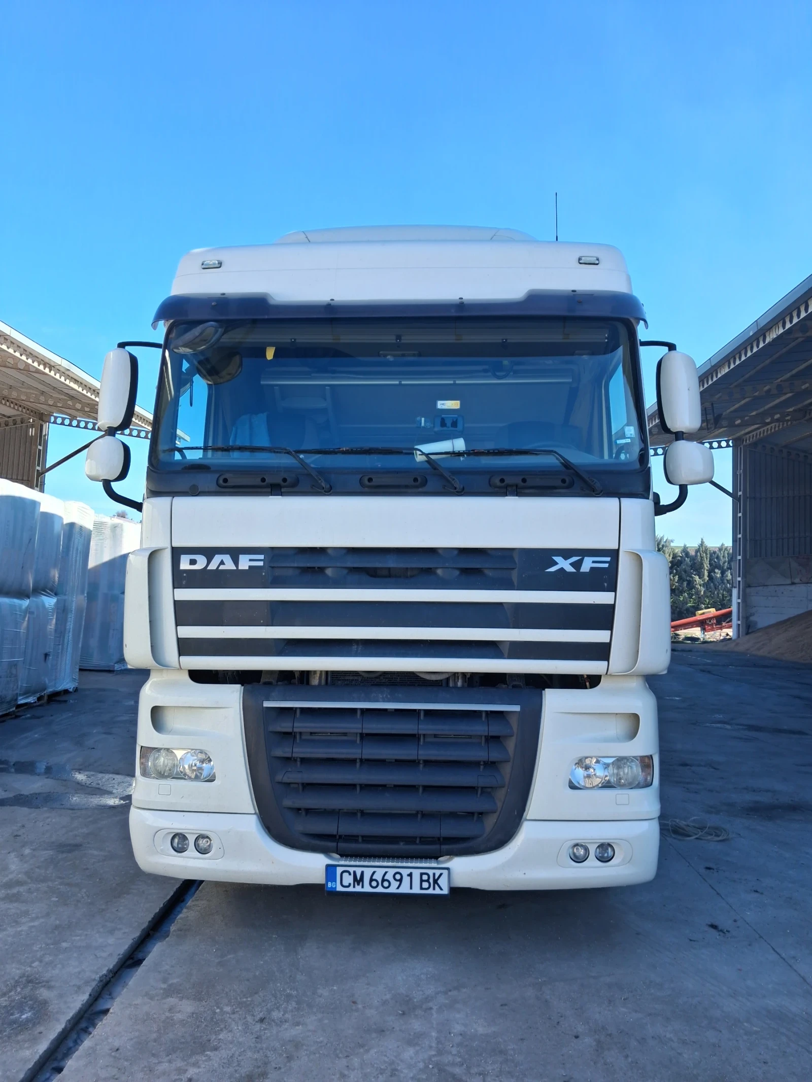 Daf XF 105 КОМПОЗИЦИЯ, снимка 4 - Камиони - 55351131