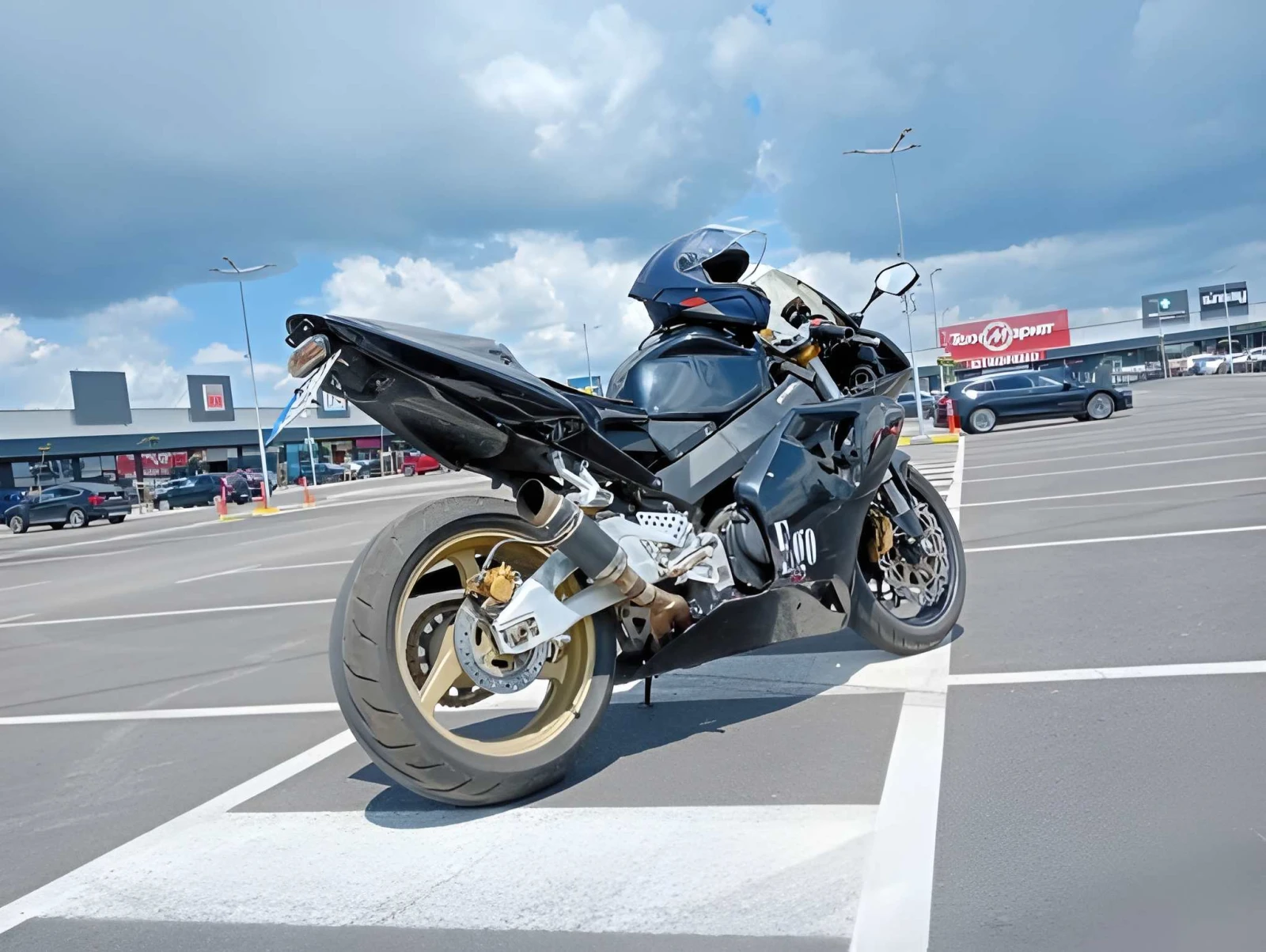 Honda Cbr Fireblade, снимка 5 - Мотоциклети и мототехника - 55034420