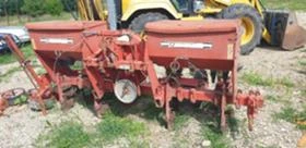 Сеялка IrTem Четири редови, снимка 4