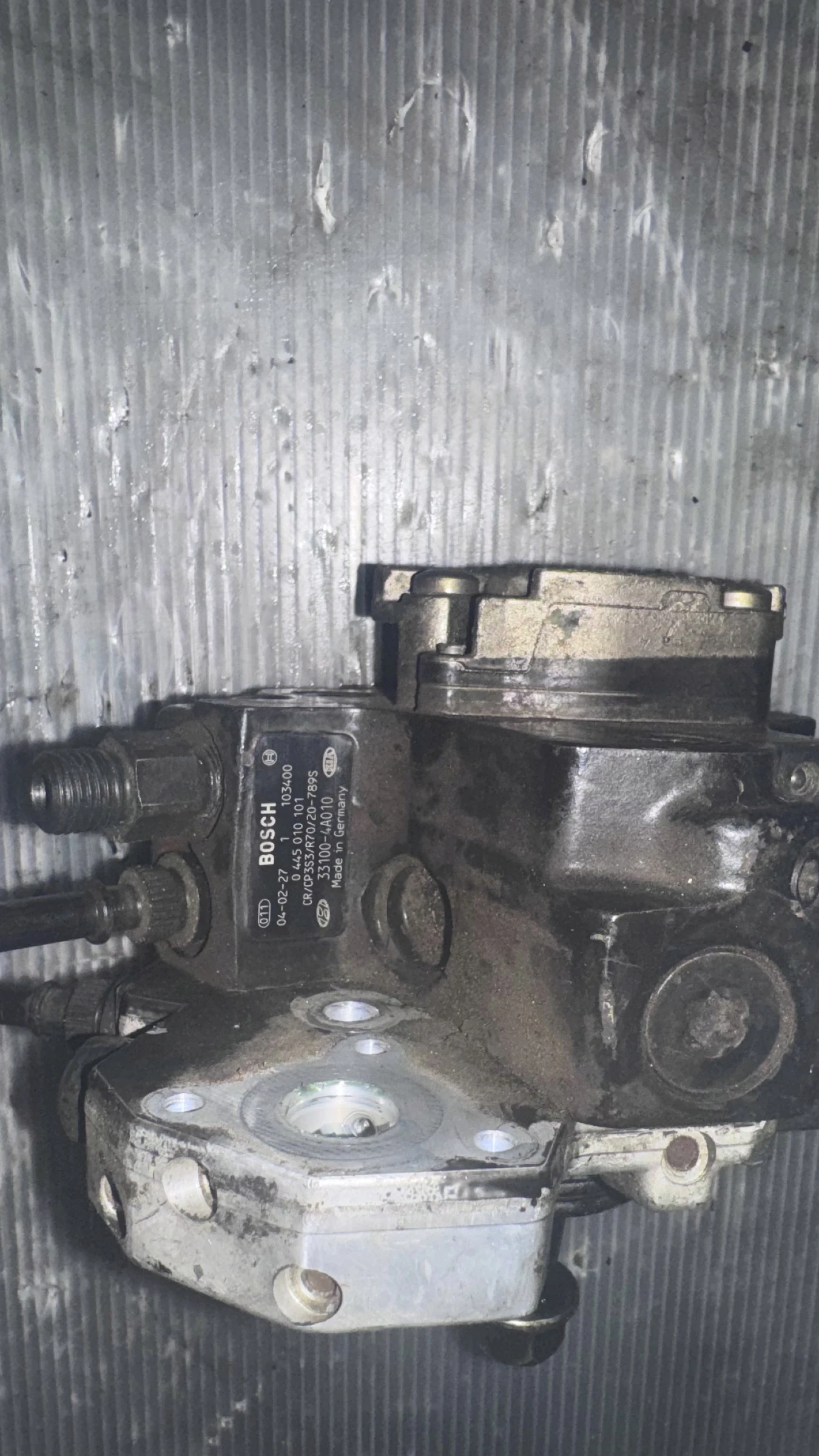 ����� �� ������ �������� (���) �� Kia Sorento 2008 - 0445 010 101 , 33100-4A010 | Mobile.bg � ����������� 2