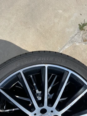 Гуми с джанти Kumho 225/40R19, снимка 8