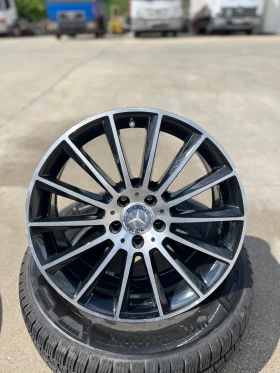 Гуми с джанти Kumho 225/40R19, снимка 3