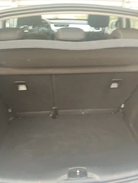 Citroen C3 1.6HDI 92к.с.НАПЪЛНО ОБСЛУЖЕНА ТОП СЪСТОЯНИЕ , снимка 9