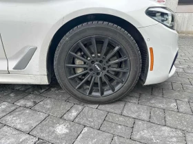BMW 530 * xDrive * М ПАКЕТ * ПОДГРЕВ * КАМЕРА * CARPLAY, снимка 7
