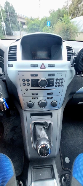 Opel Zafira 1.8i 140к.с 7 места Климатик, снимка 15