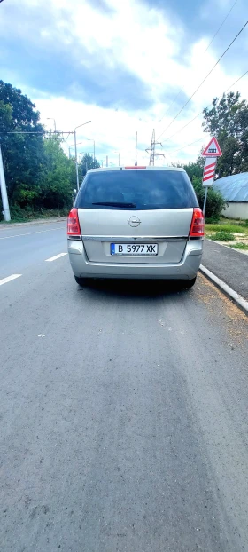 Opel Zafira 1.8i 140к.с 7 места Климатик, снимка 5