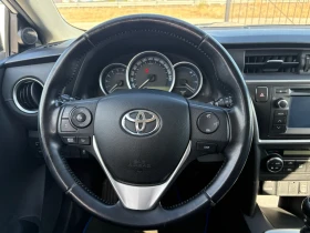 Toyota Auris, снимка 7