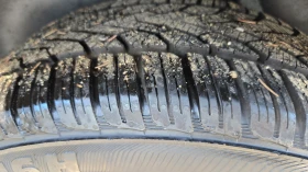 VW Touran Отличен - 3500 € / 6845.40 лв. - 72279328 6