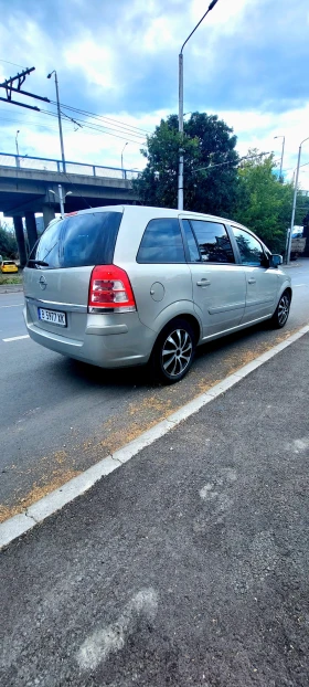 ����� �� �������� �� Opel Zafira 1.8i 140�.� 7 ����� ��������
