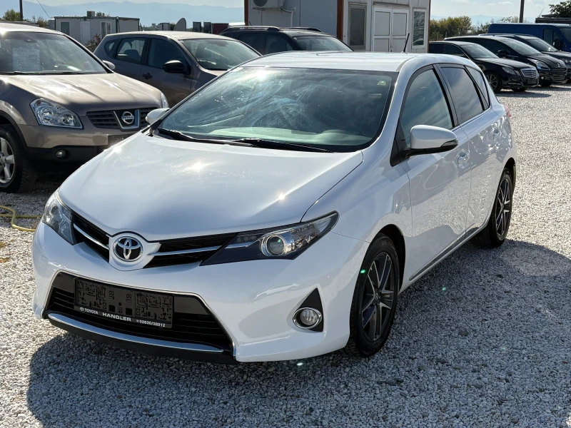 Toyota Auris, снимка 3 - Автомобили и джипове - 47451890