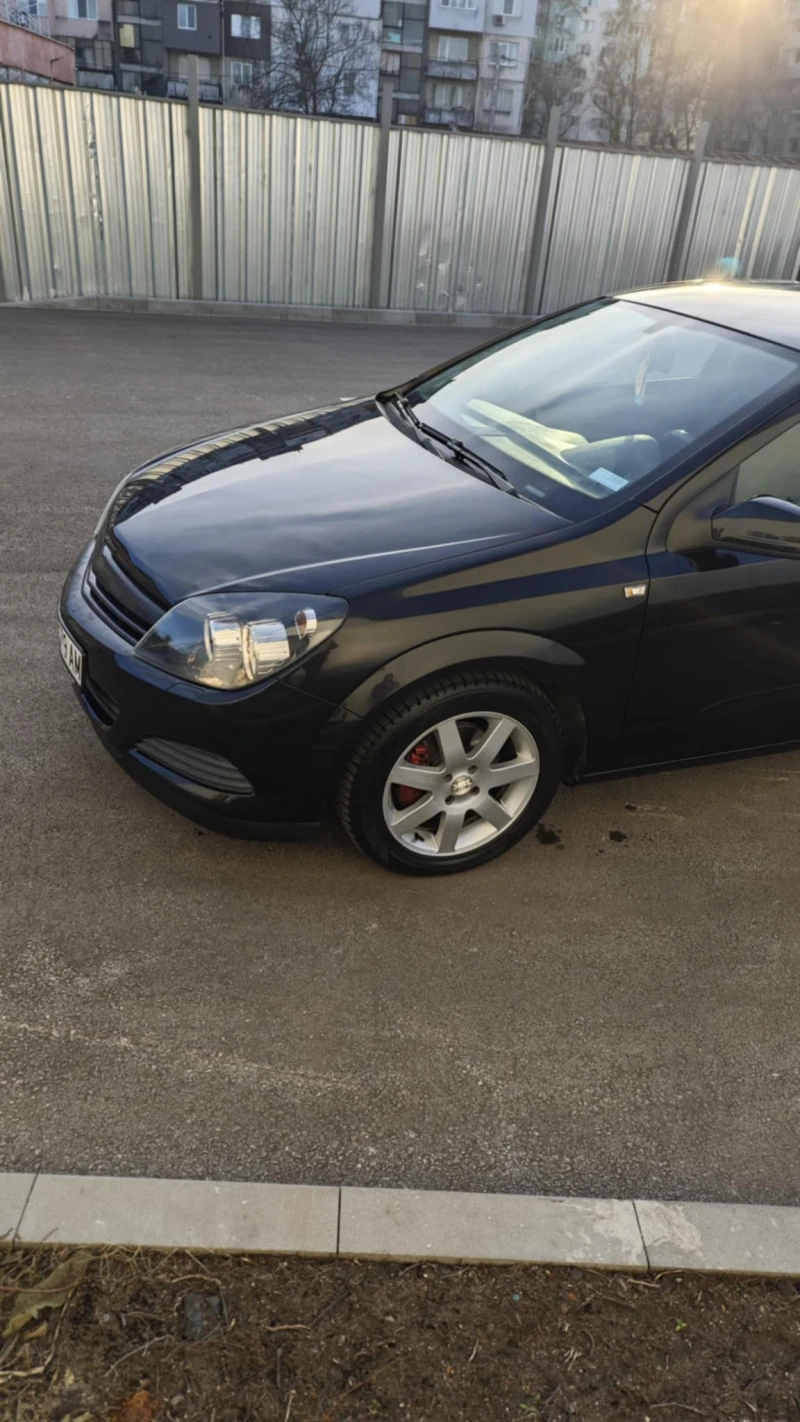 Opel Astra GTC Twinport, снимка 5 - Автомобили и джипове - 48656004