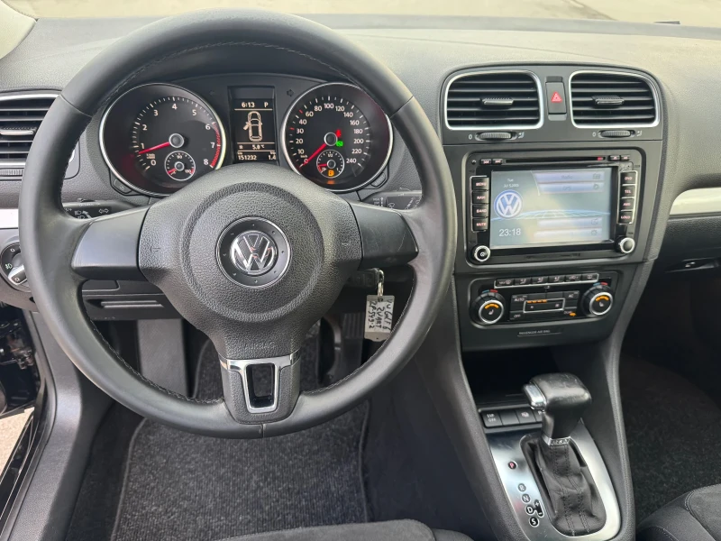 VW Golf 1.4T* 160кс* HIGHLINE* DSG* FULL* , снимка 14 - Автомобили и джипове - 49185792