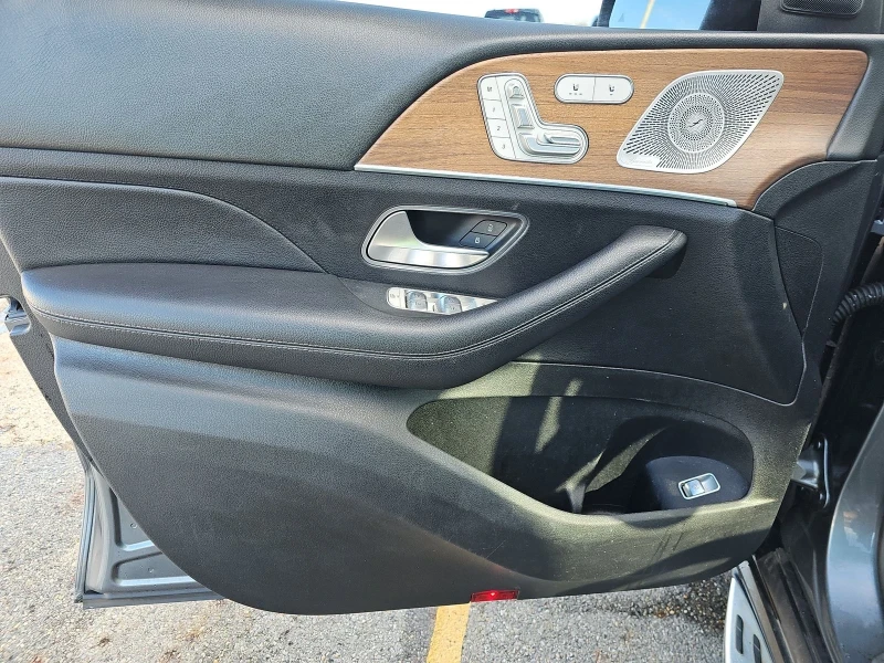 Mercedes-Benz GLS 450 4MATIC | BURMESTER | ПАНОРАМА | 360 КАМЕРИ, снимка 10 - Автомобили и джипове - 53282127