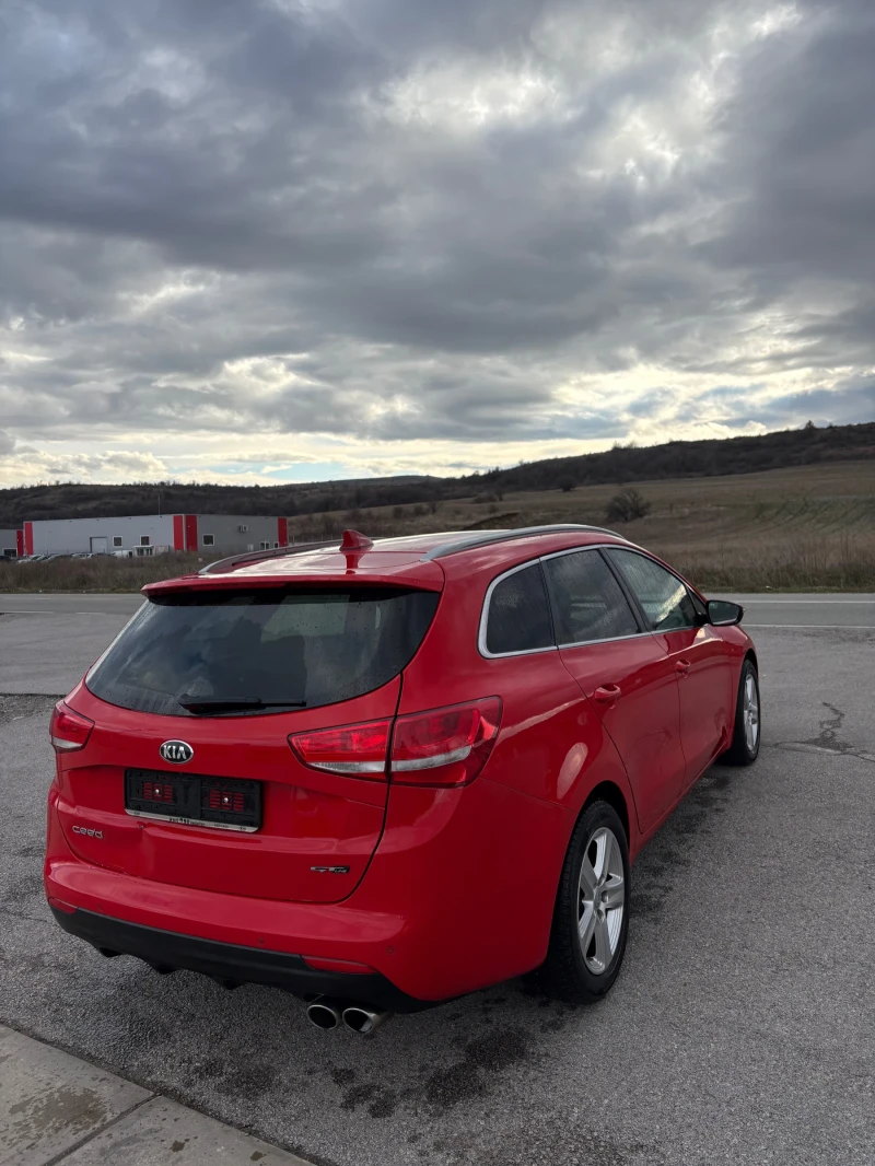 Kia Ceed, снимка 4 - Автомобили и джипове - 53499209