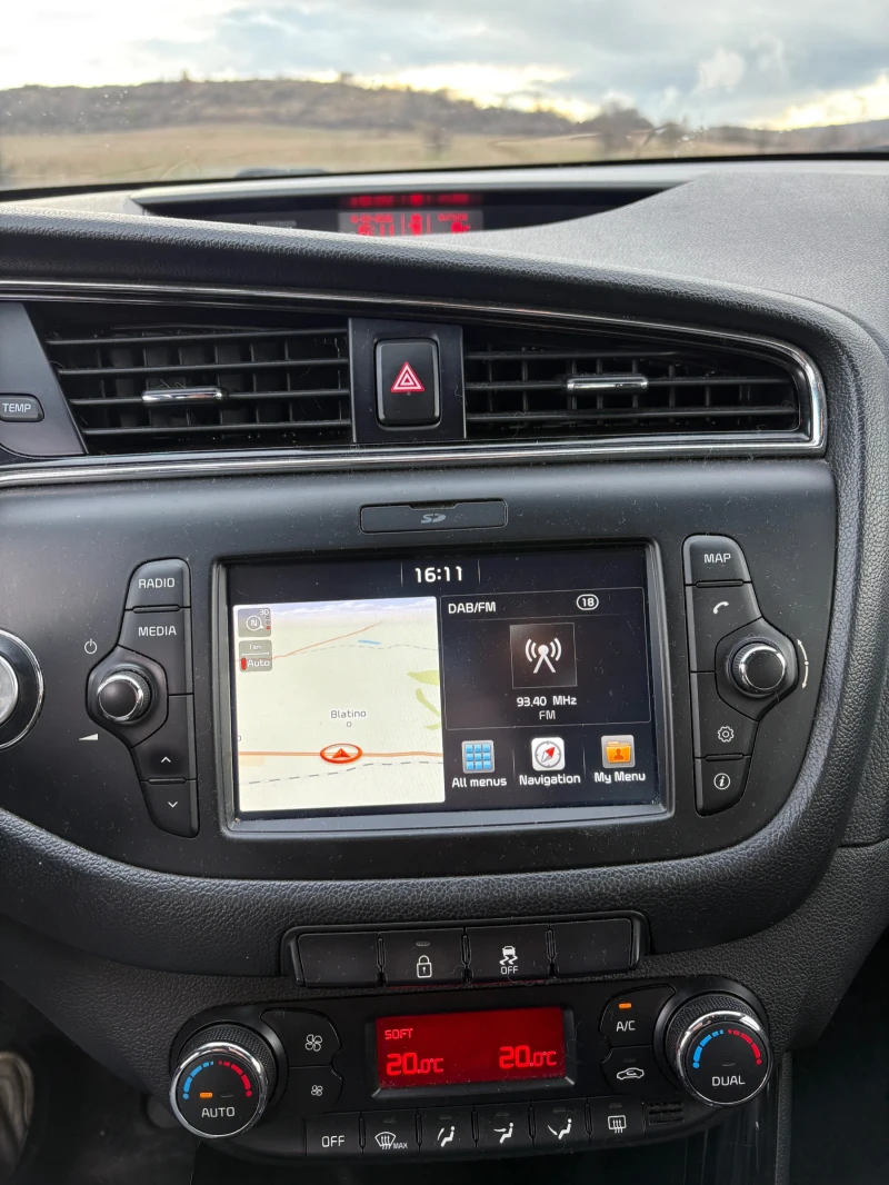 Kia Ceed, снимка 9 - Автомобили и джипове - 53499209