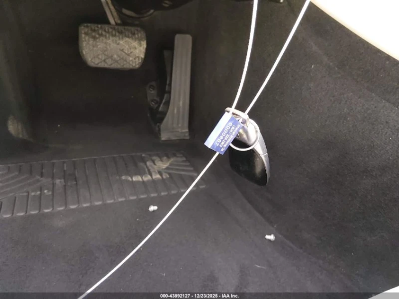 Mercedes-Benz E 300 2.0L I-4 DI, DOHC, VVT, TURBO, 241HP Rear Wheel, снимка 3 - Автомобили и джипове - 53574617