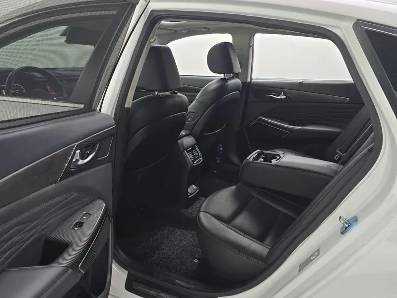 Kia K7 Premier 2.5 Gdi X Edition, снимка 12 - Автомобили и джипове - 56128037