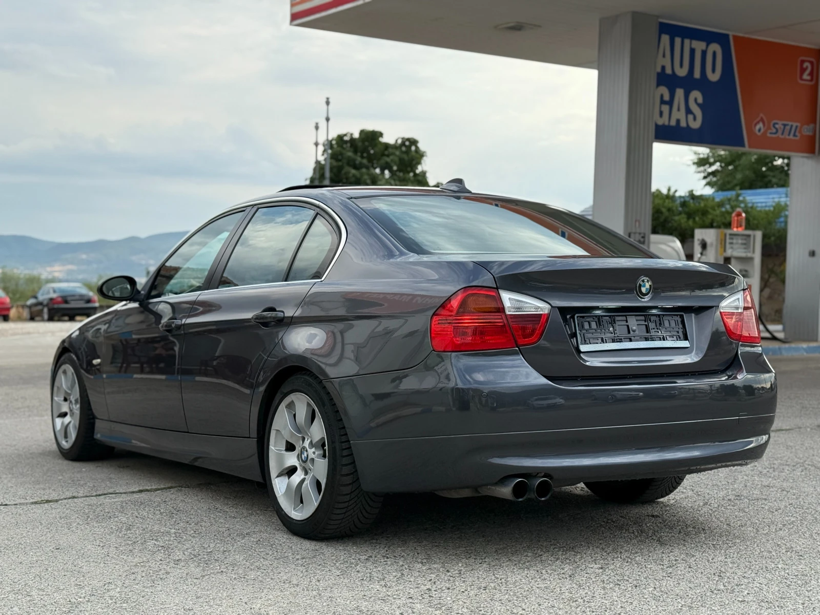 BMW 330 Distronic/Keyless/Recaro - изображение 3