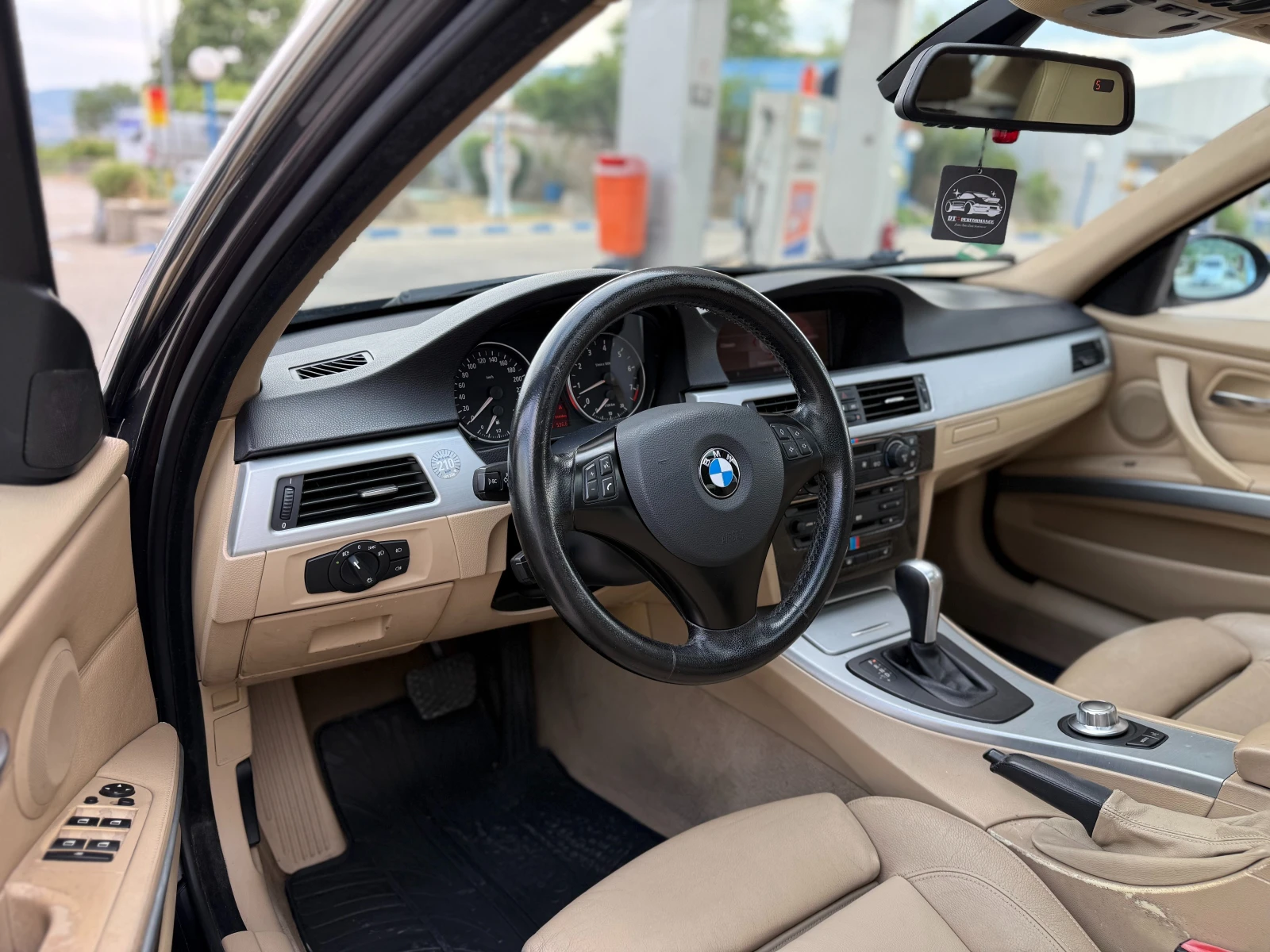 BMW 330 Distronic/Keyless/Recaro - изображение 8
