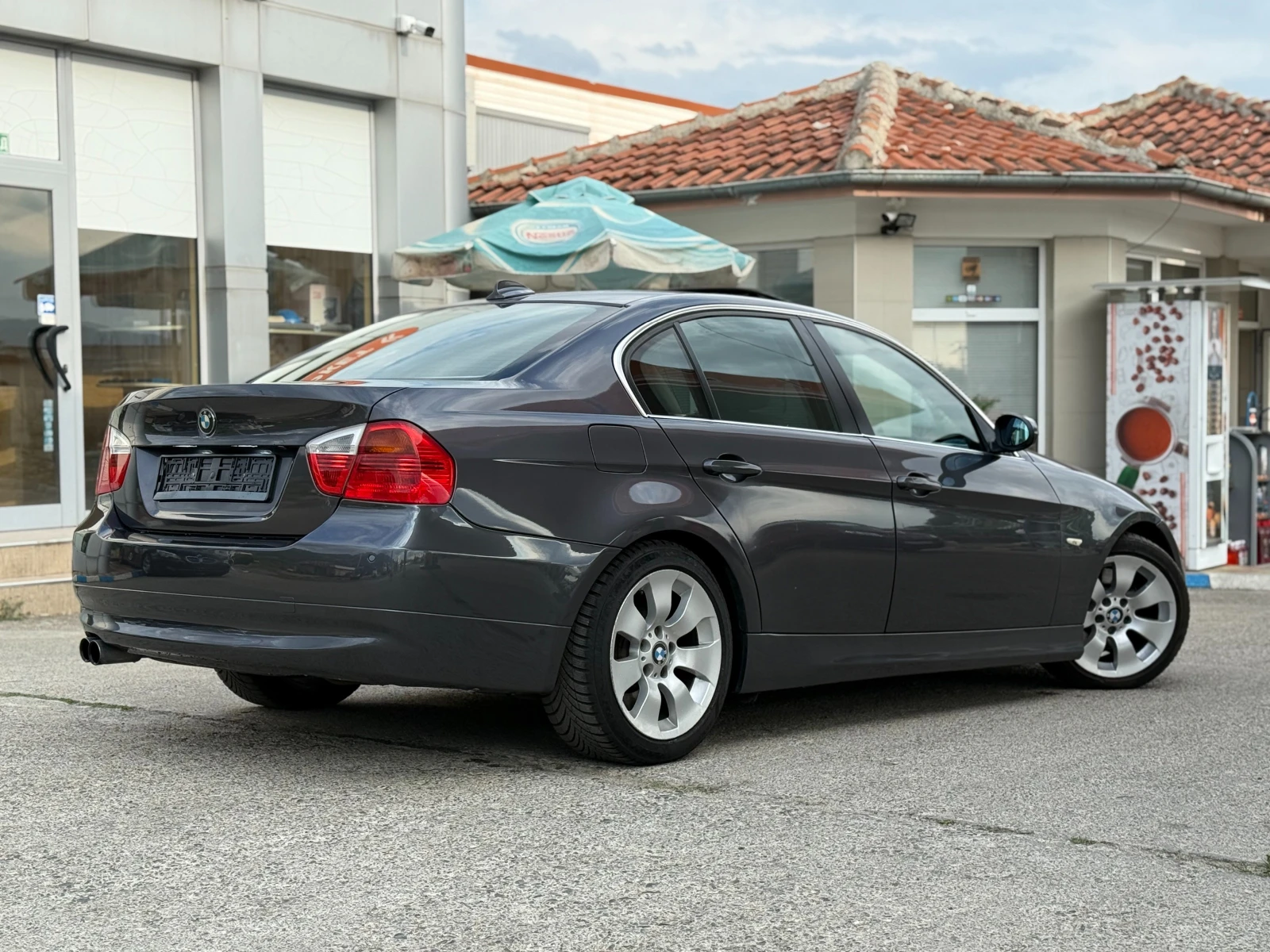 BMW 330 Distronic/Keyless/Recaro - изображение 2