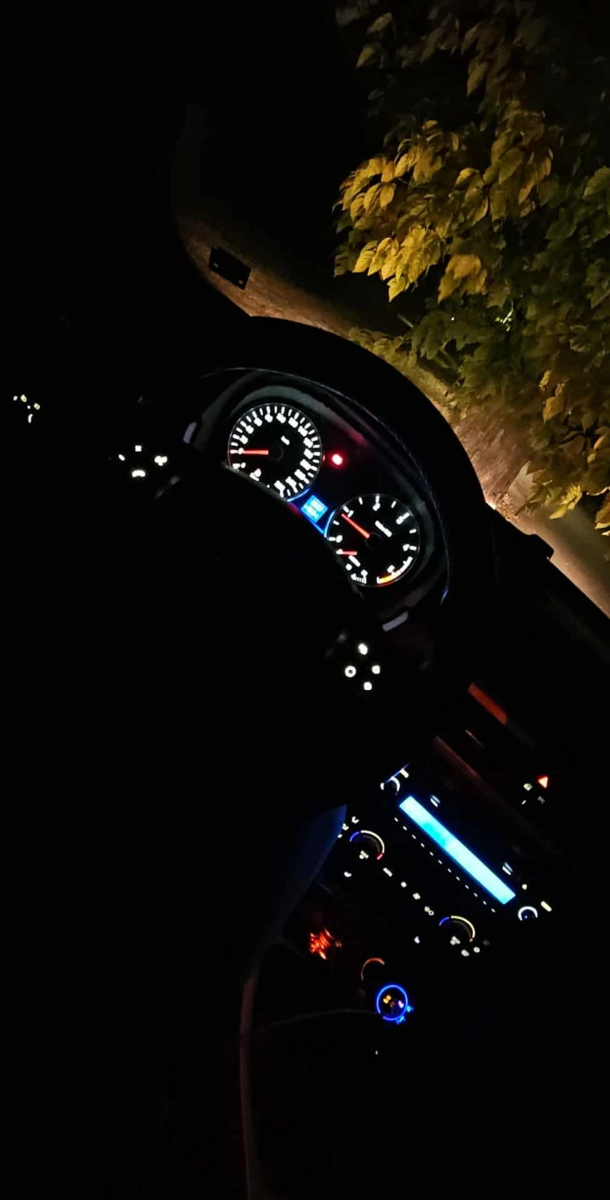 BMW 320 2.0 D | Mobile.bg — изображение 9