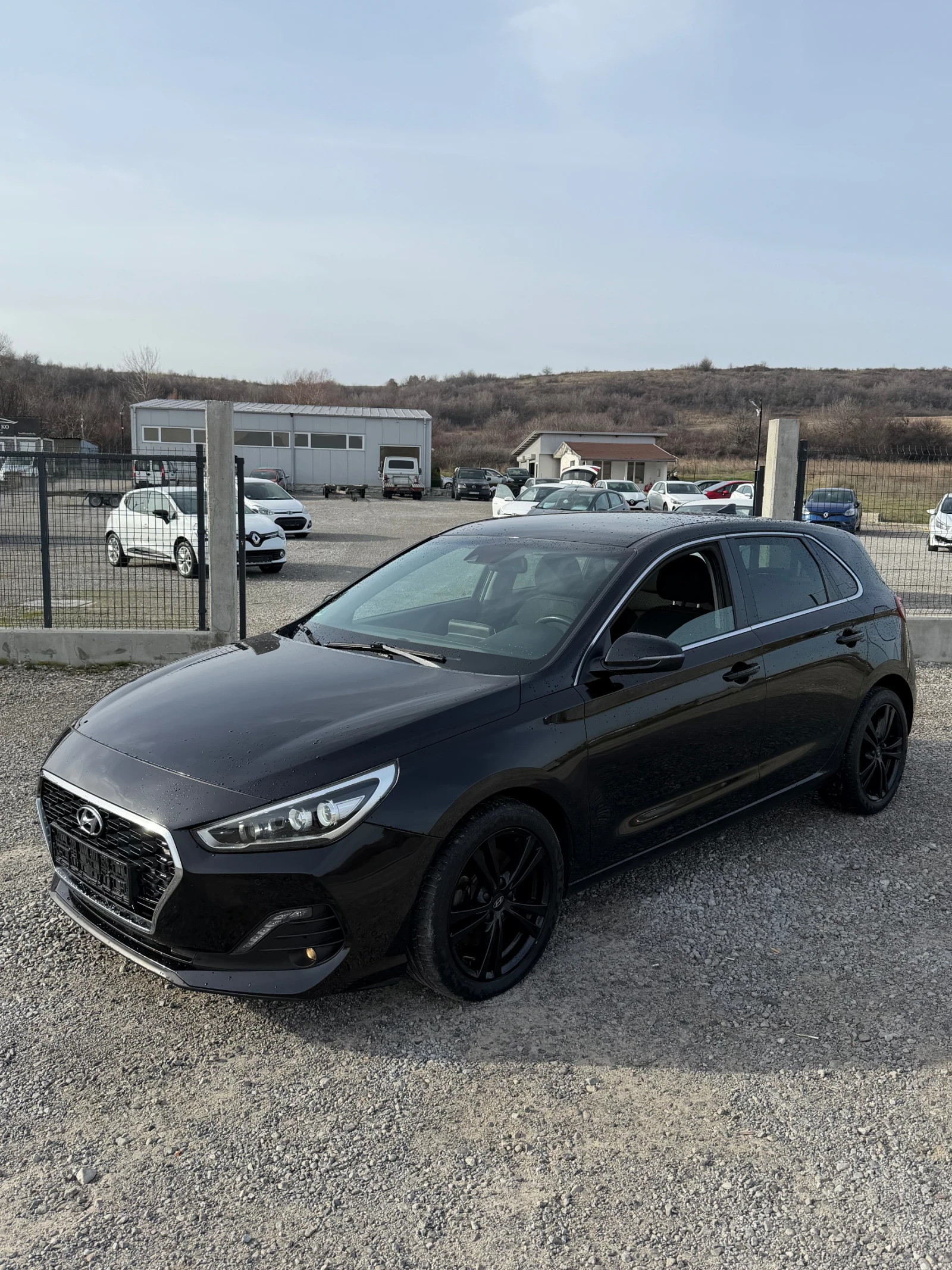 Hyundai I30 1.6D FULL LED NAVI CAMERA KEYLESS EURO 6 TUV COC | Mobile.bg � ����������� 2