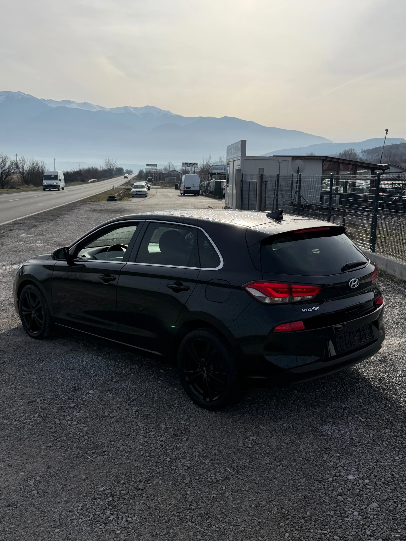 Hyundai I30 1.6D FULL LED NAVI CAMERA KEYLESS EURO 6 TUV COC | Mobile.bg � ����������� 8